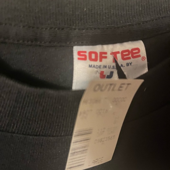 Green & Black Ghost Lives Matter Tee - Picture 2 of 2